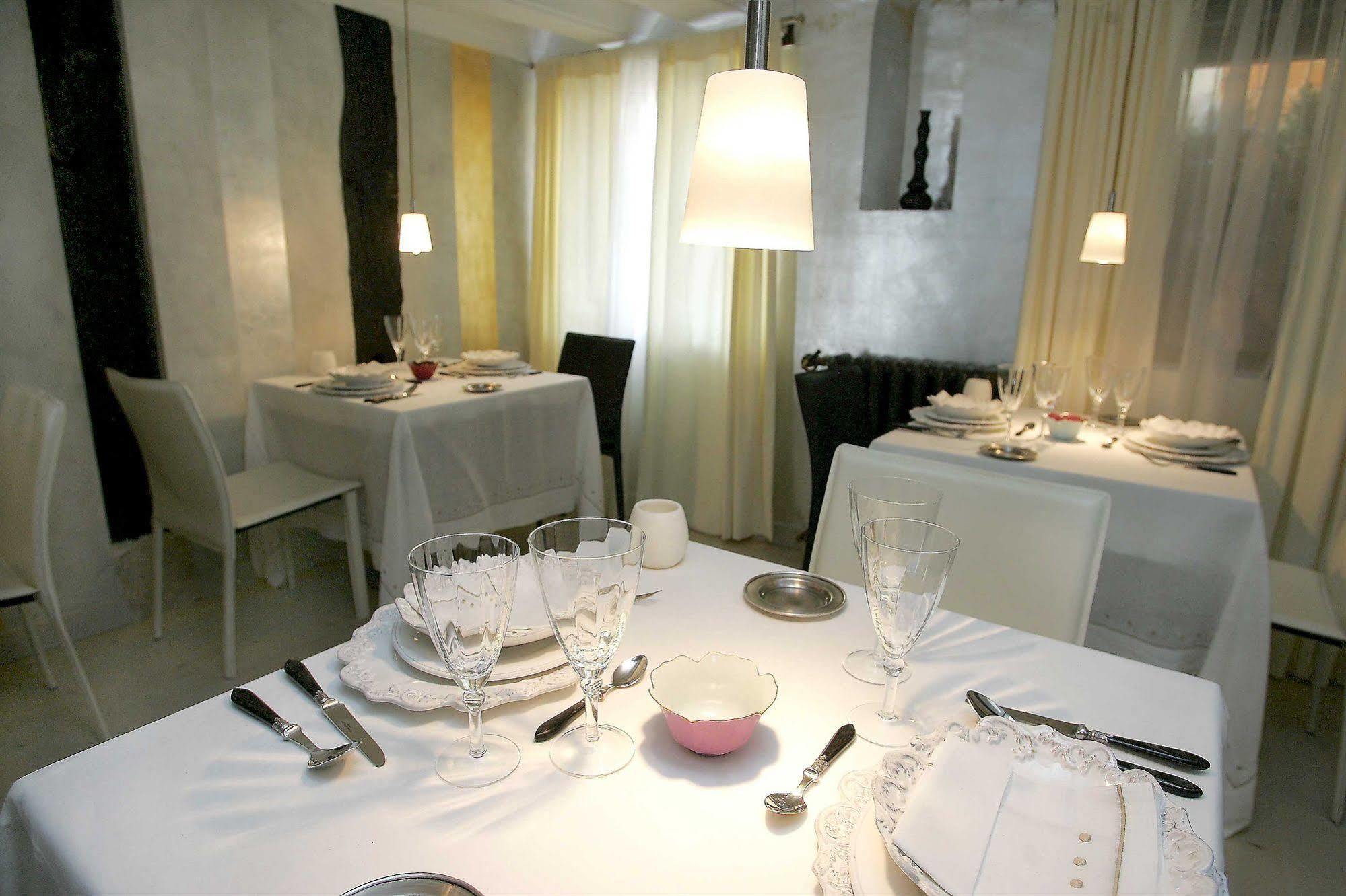 Hotel Boutique Valle De Oca Villanasur-Río de Oca Zewnętrze zdjęcie